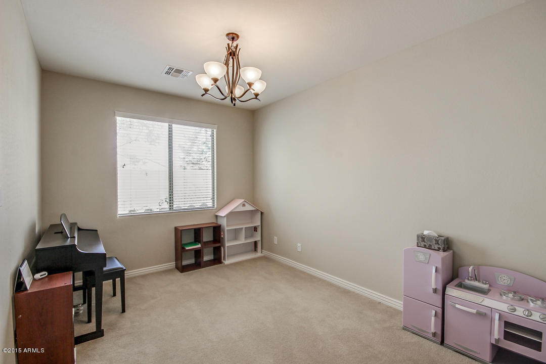 4244 East Folgers Road Phoenix, AZ 85050 - Photo 9 of 55 Folgers-09