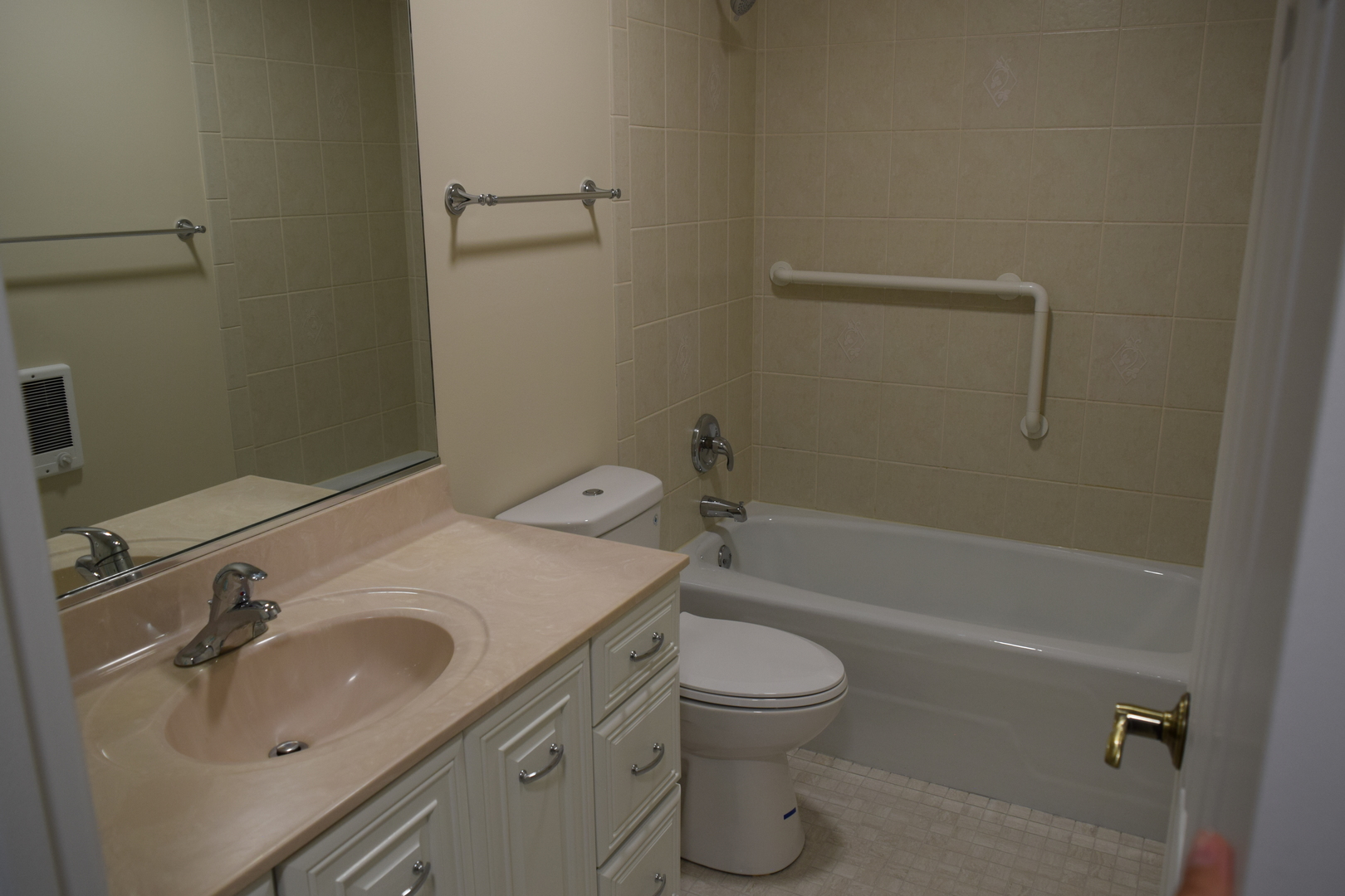 1405 East Central Road, Unit 201A Arlington Heights, IL 60005 - Photo 27 of 30