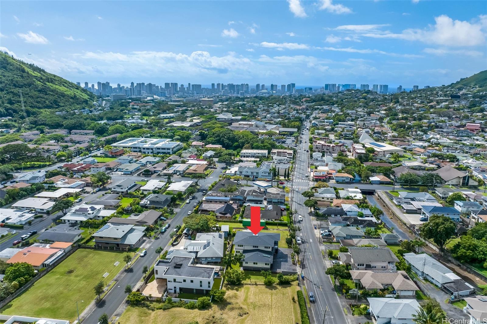 3033 East Manoa Road Honolulu, HI 96822 - Photo 1 of 1 an aerial view of a city