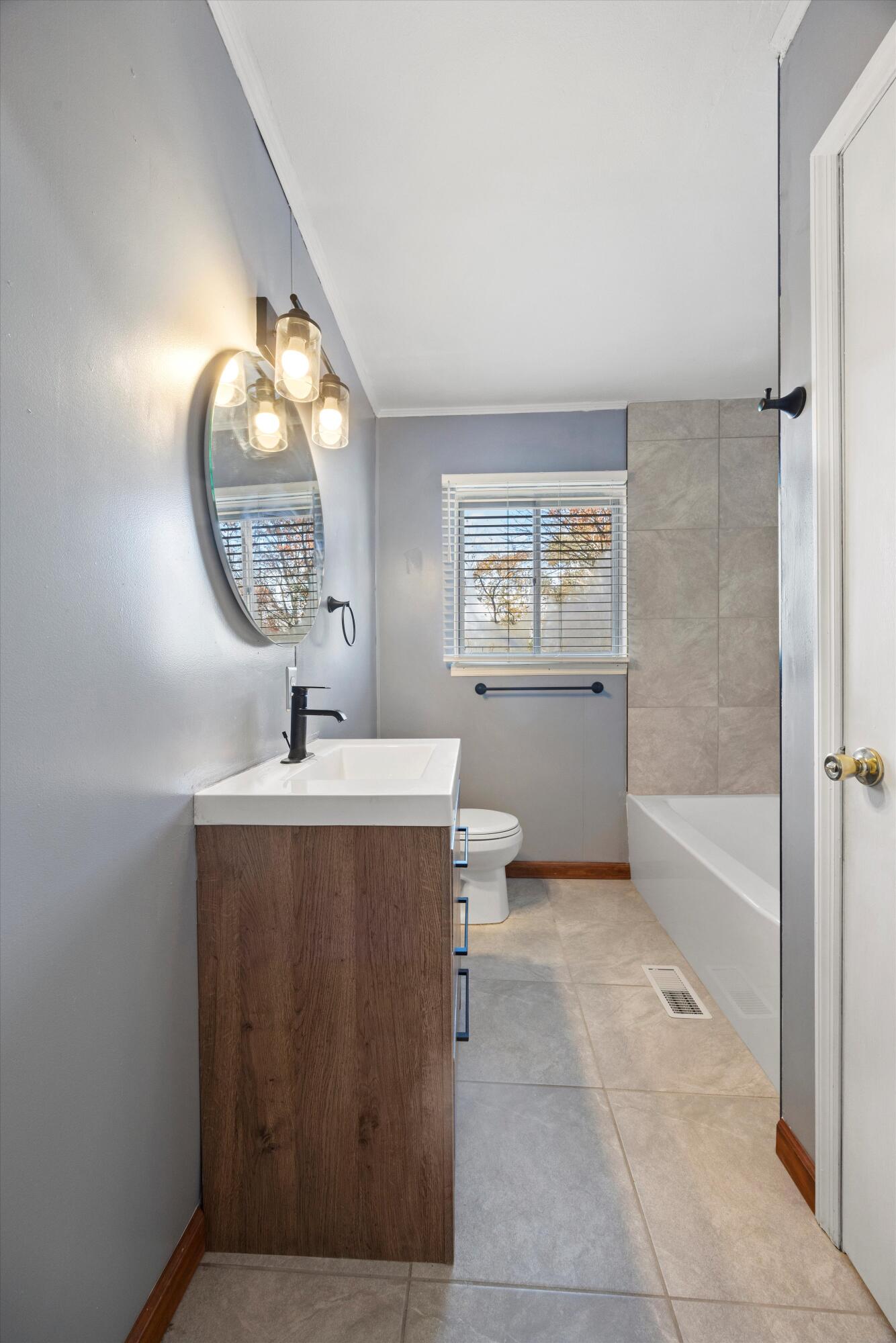 2510 Humphrey Bridge Road Southwest Cleveland, TN 37311 - Photo 20 of 28 BATHROOM