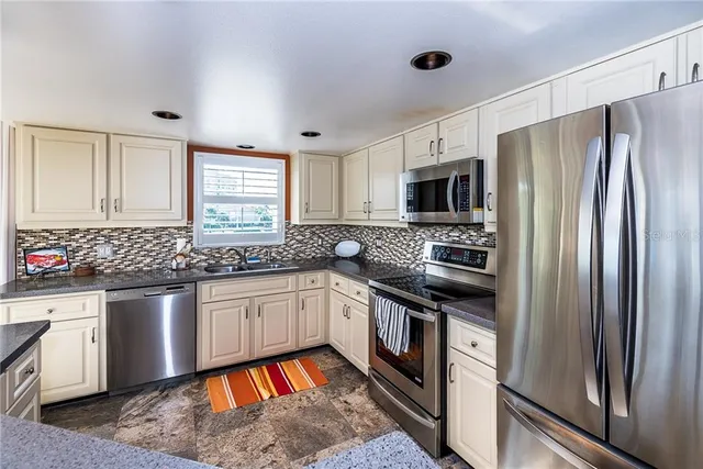 $5,000 | 3255 Sugarloaf Key Road, Unit 34B, Punta Gorda, FL 33955