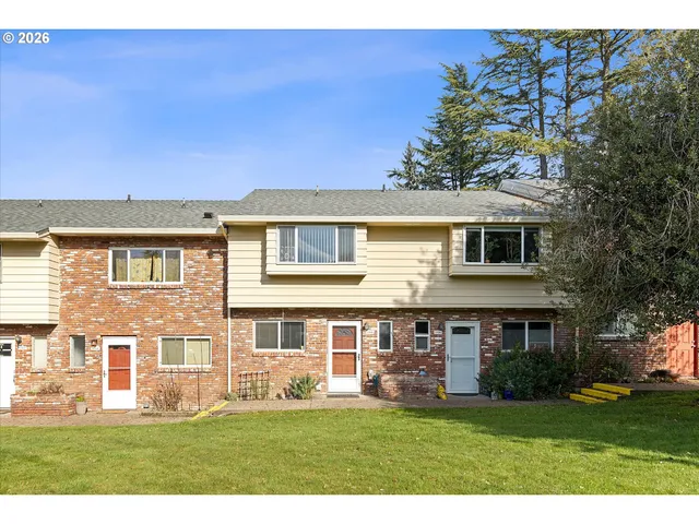 $199,999 | 1508 Northeast Hogan Drive, Gresham, OR 97030
