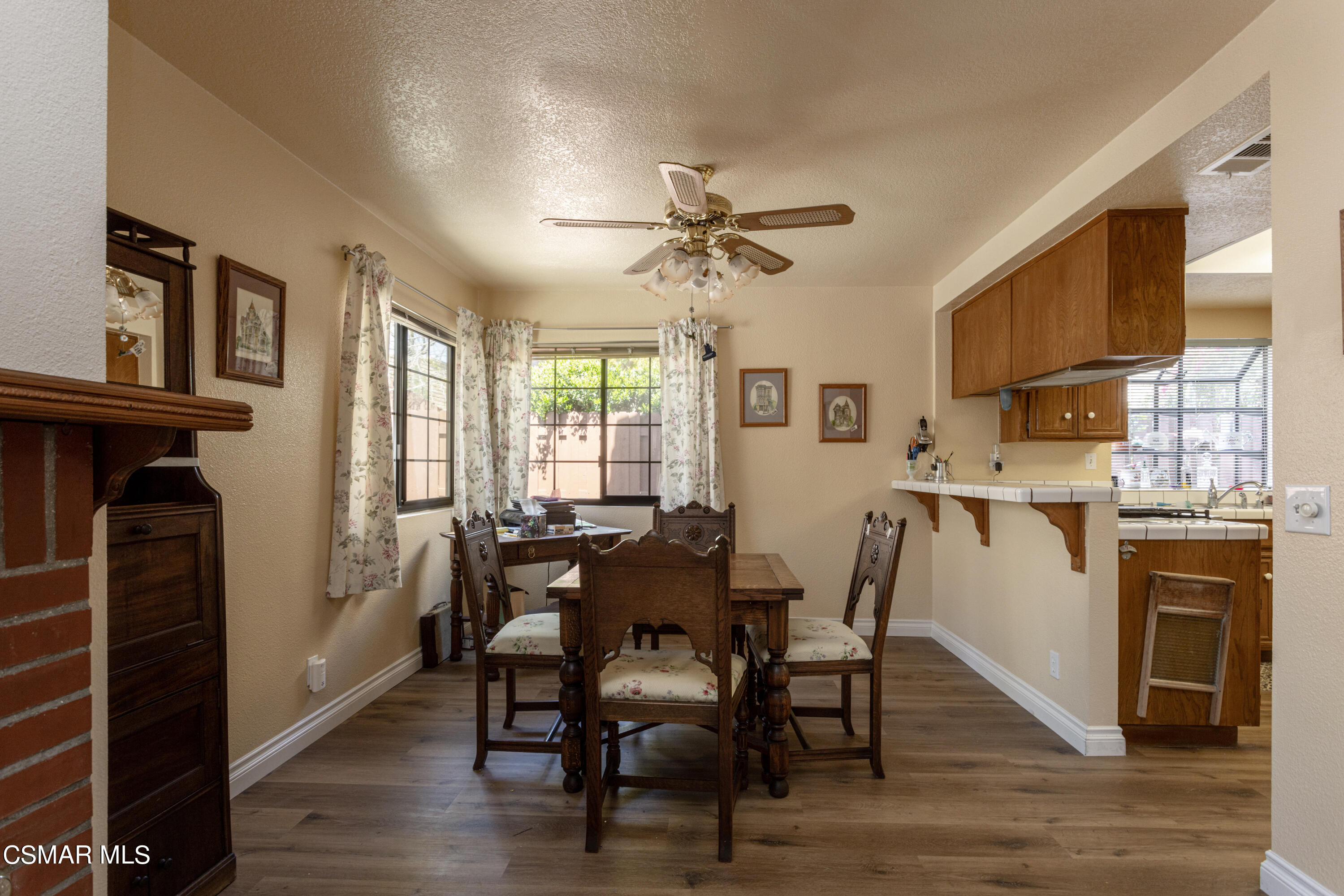 5817 Cochran Street Simi Valley, CA 93063 - Photo 8 of 25 Cochran8