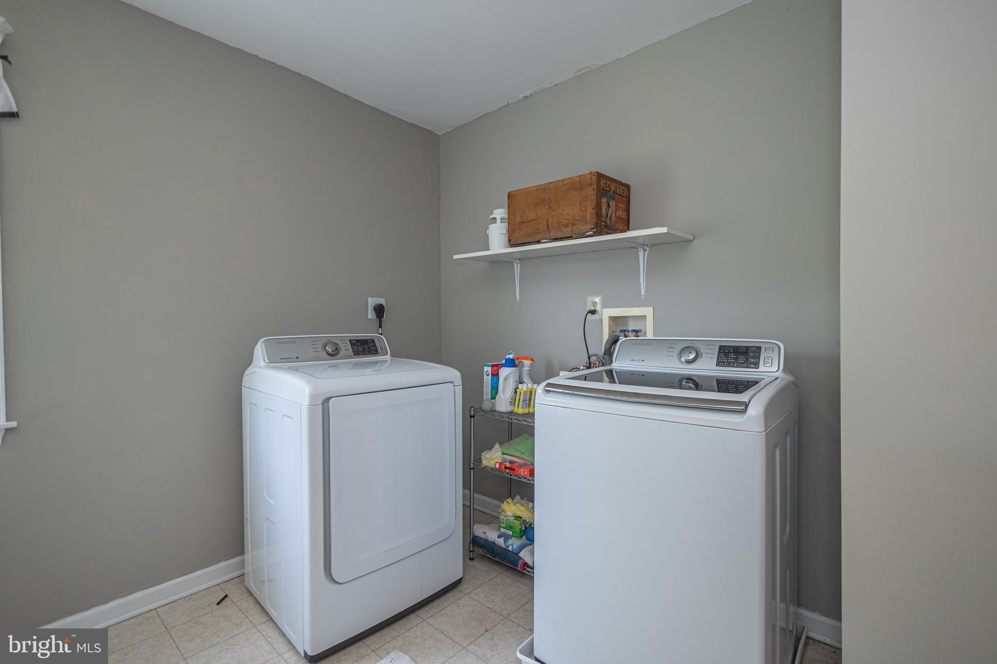 104 Gallows Run Riegelsville, PA 18077 - Photo 42 of 69 2nd floor laundry