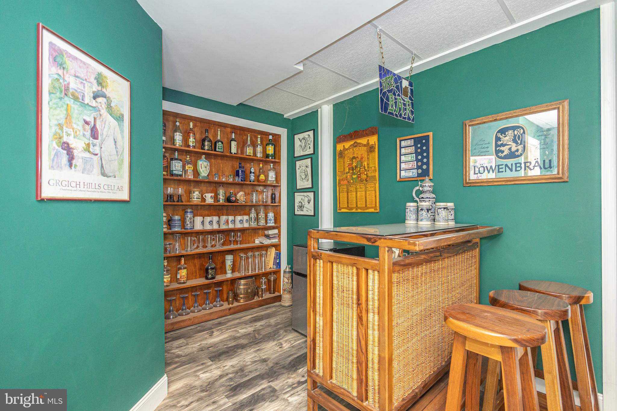 104 Gallows Run Riegelsville, PA 18077 - Photo 45 of 69 bar area in basement