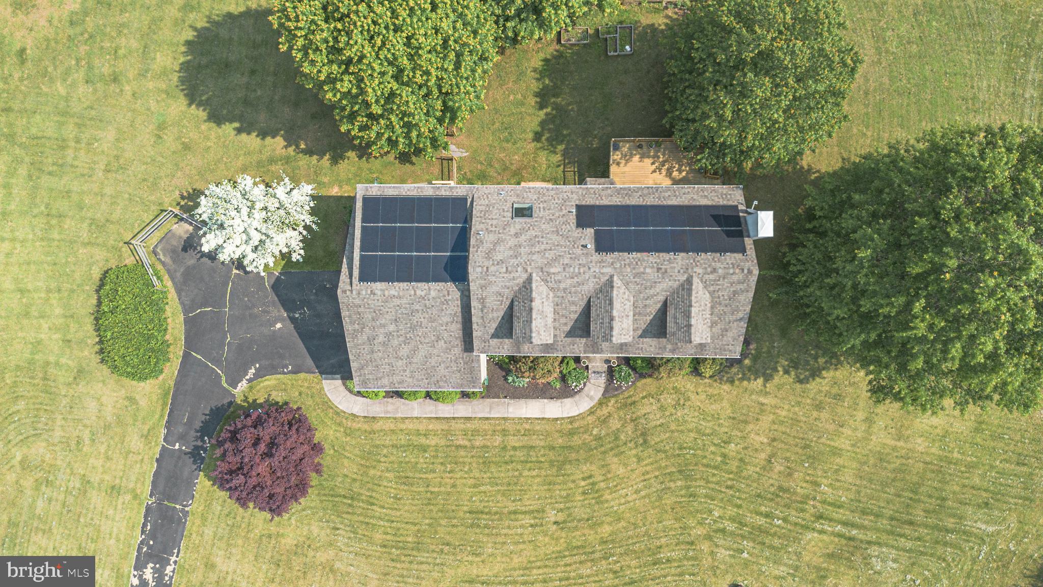 104 Gallows Run Riegelsville, PA 18077 - Photo 8 of 69