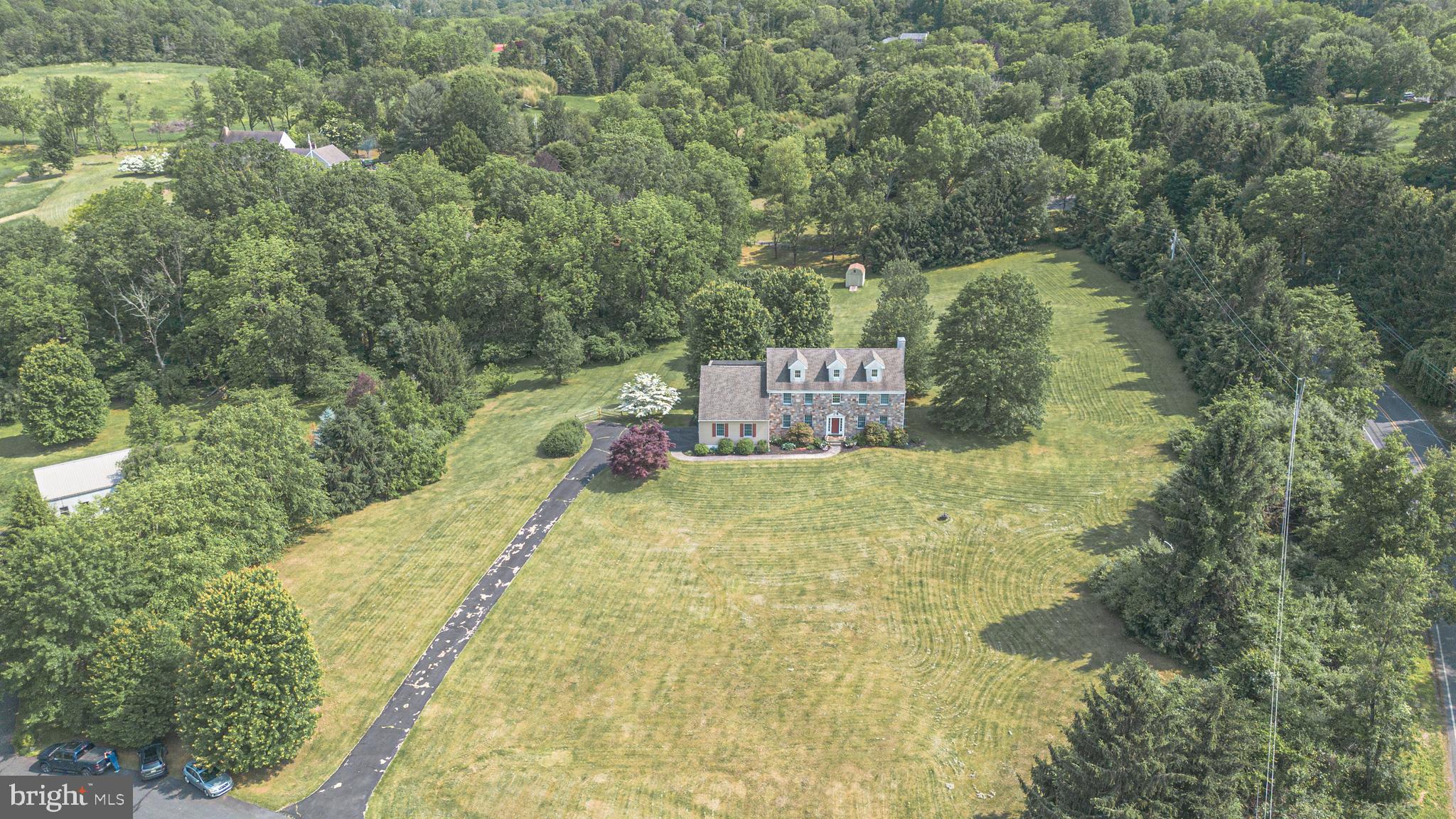 104 Gallows Run Riegelsville, PA 18077 - Photo 9 of 69