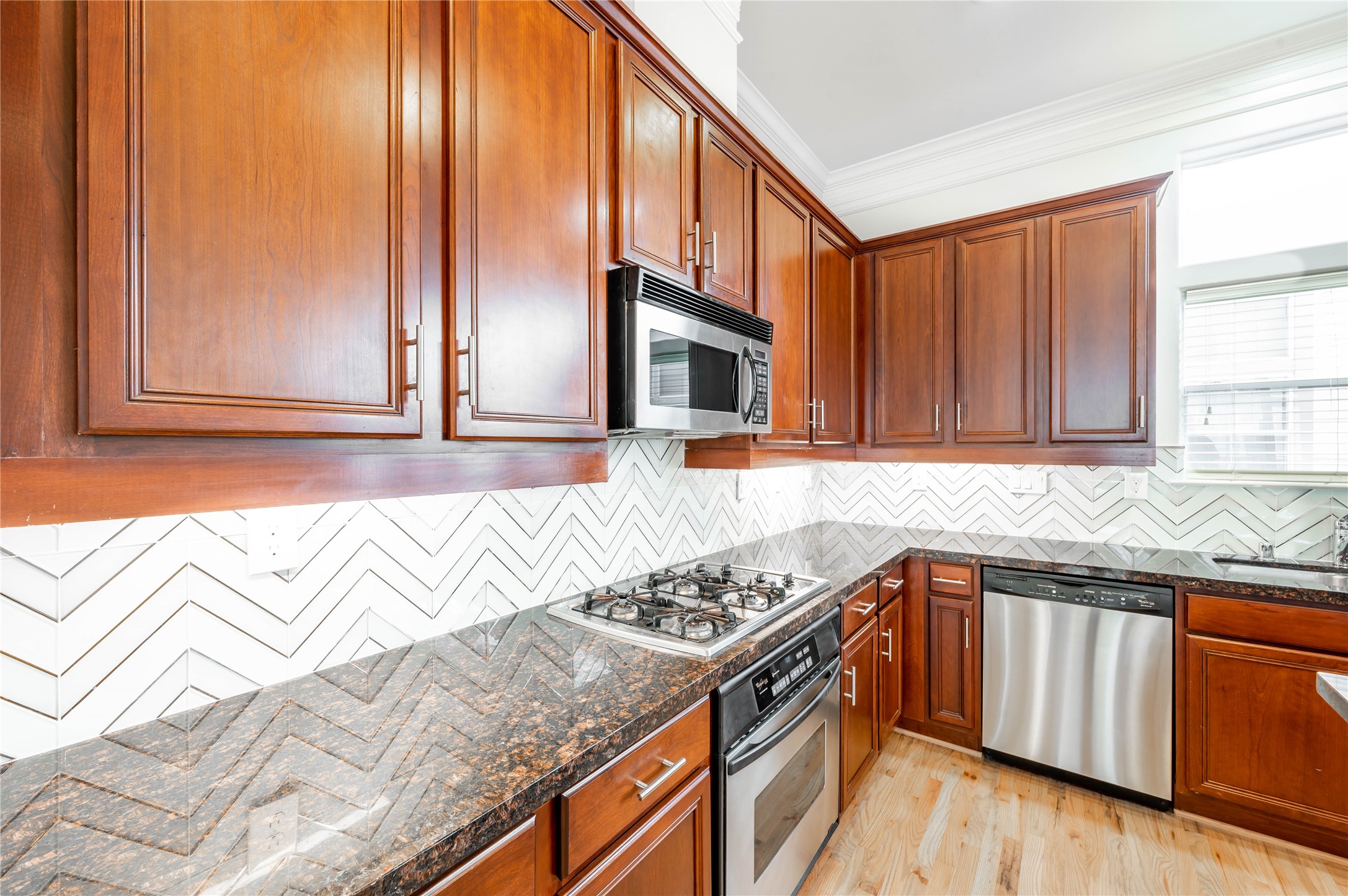 643 Hartman Street Houston, TX 77007 - Photo 13 of 42