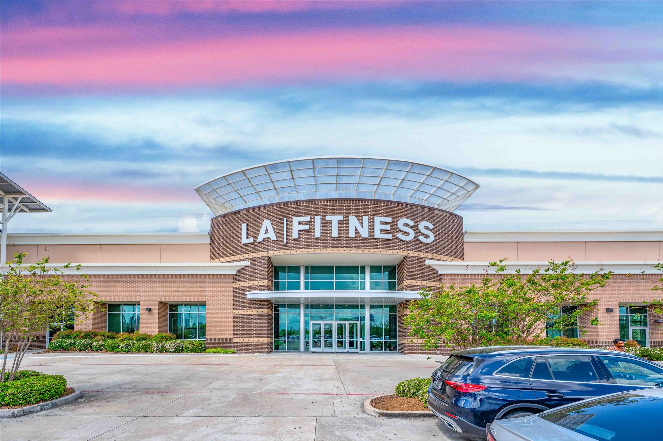 643 Hartman Street Houston, TX 77007 - Photo 37 of 42 Lots of local gyms or fitness options nearby - LA Fitness 0.8 miles