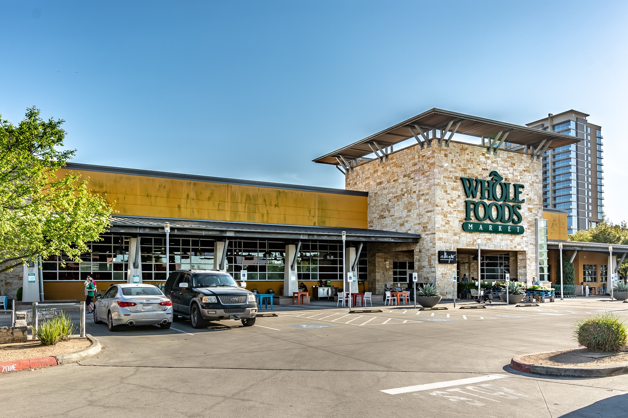 643 Hartman Street Houston, TX 77007 - Photo 39 of 42 Minutes From Wholes Foods & Many Other Local Markets