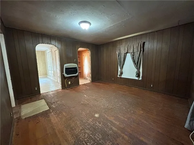 $39,500 | 204 North McGee Street, Caney, KS 67333