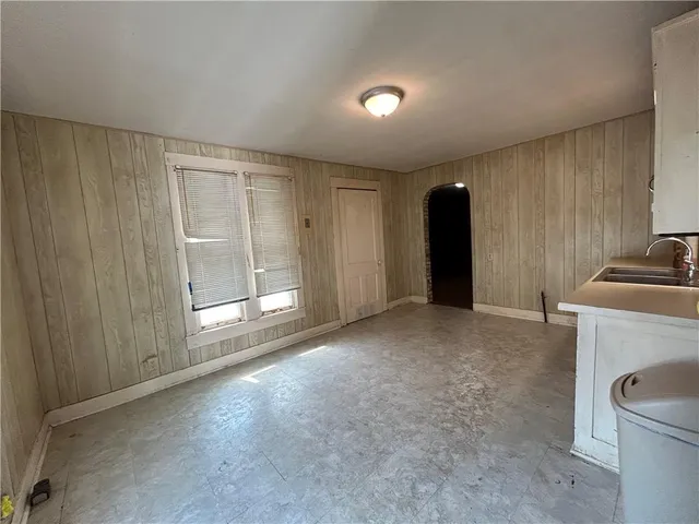 $39,500 | 204 North McGee Street, Caney, KS 67333