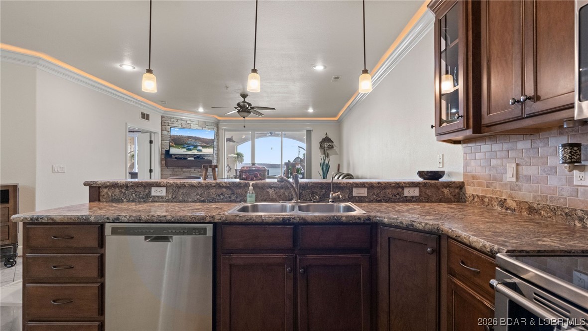 100 Trinity Pointe Drive, Unit 1N Camdenton, MO 65020 - Photo 11 of 57