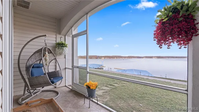 $465,900 | 100 Trinity Pointe Drive, Unit 1N, Camdenton, MO 65020