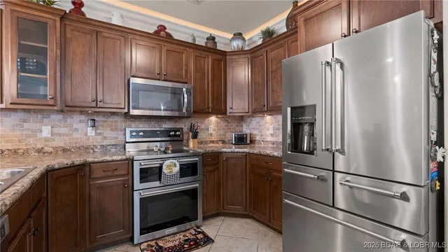 $465,900 | 100 Trinity Pointe Drive, Unit 1N, Camdenton, MO 65020