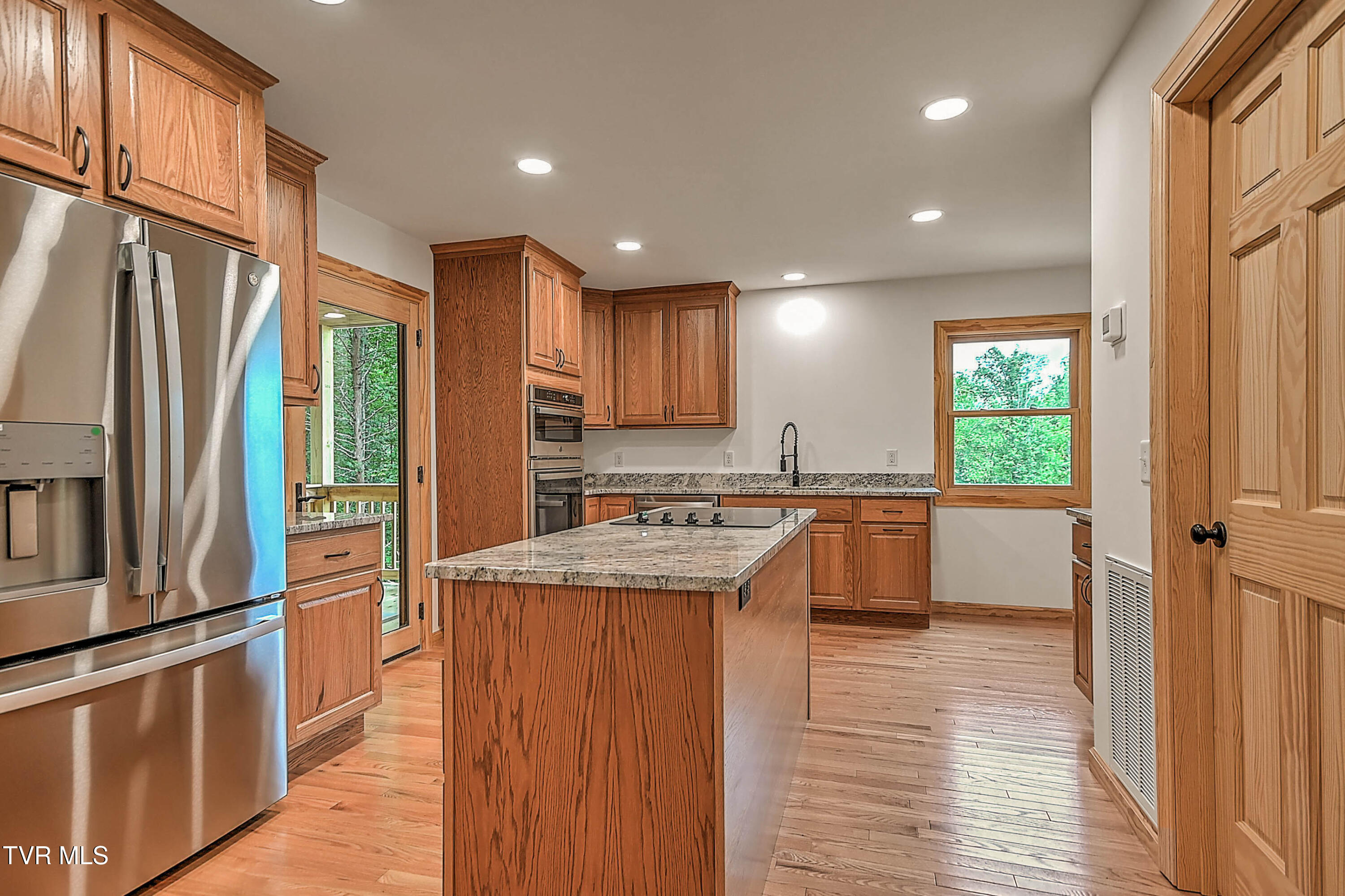 512 Norris Road Butler, TN 37640 - Photo 10 of 41 512 Norris DST-10