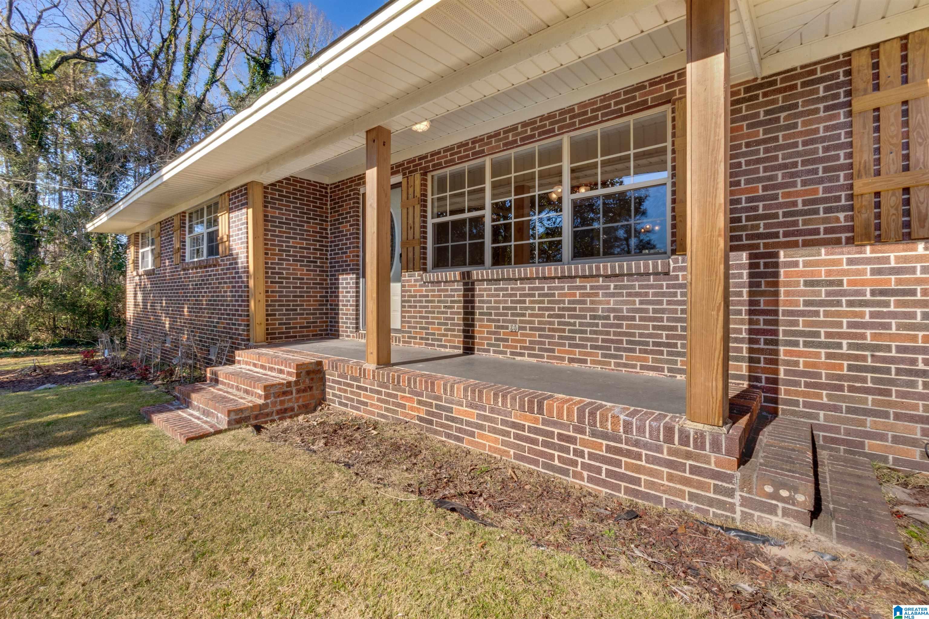 100 Kevin Lane Clanton, AL 35045 - Photo 3 of 38