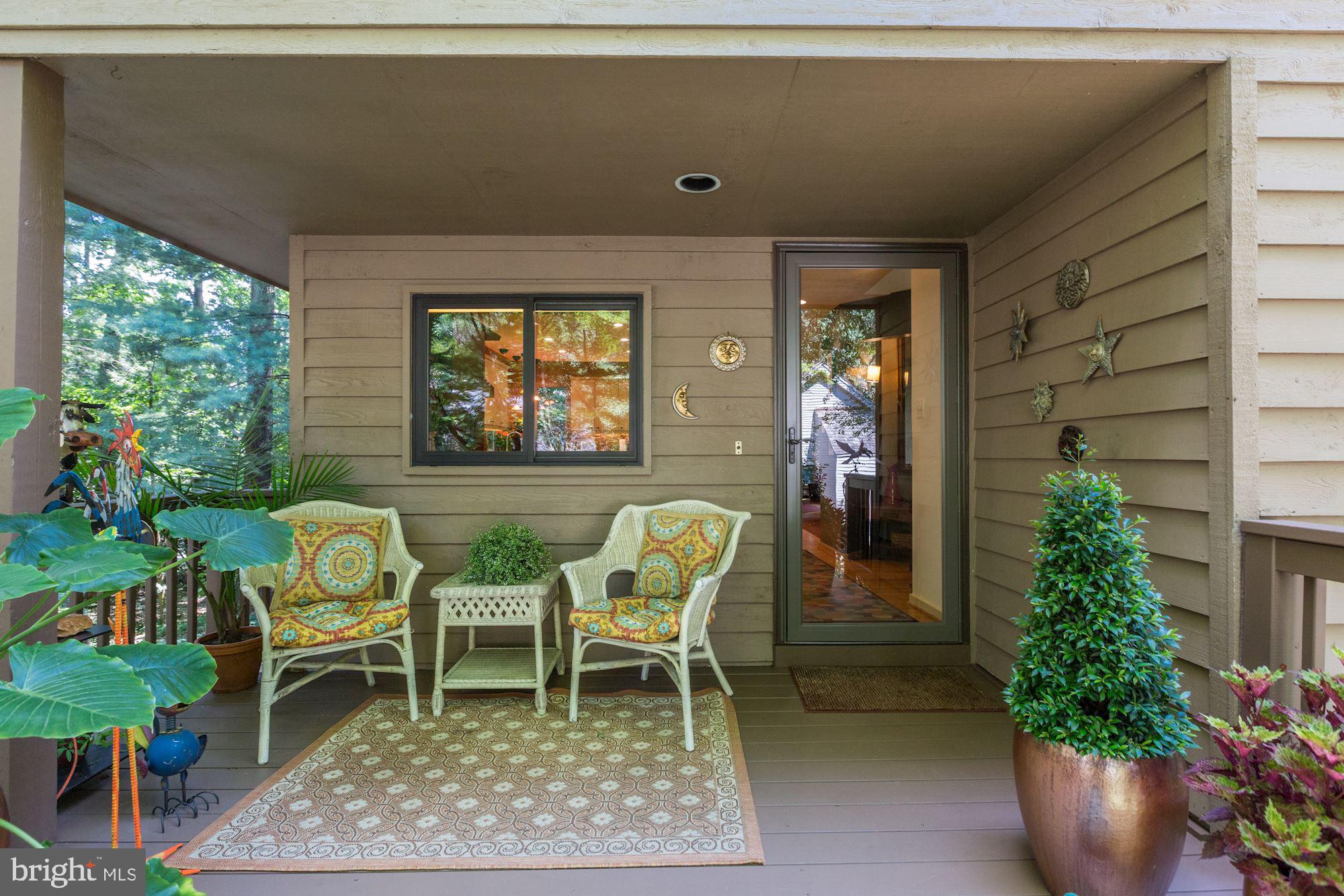 11518 Turnbridge Lane Reston, VA 20194 - Photo 3 of 40
