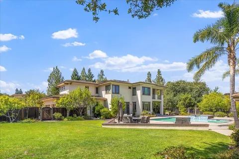$10,949,888 | 20040 Spaich Court, Saratoga, CA 95070