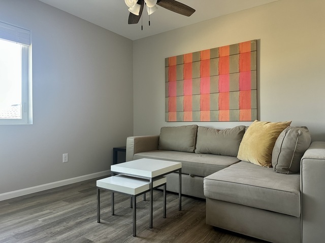 1323 Sioux Turn Kankakee, IL 60901 - Photo 10 of 15 a living room with a couch and a window