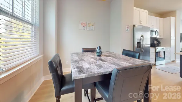 $1,990 | 3948 Winterfield Place, Charlotte, NC 28205