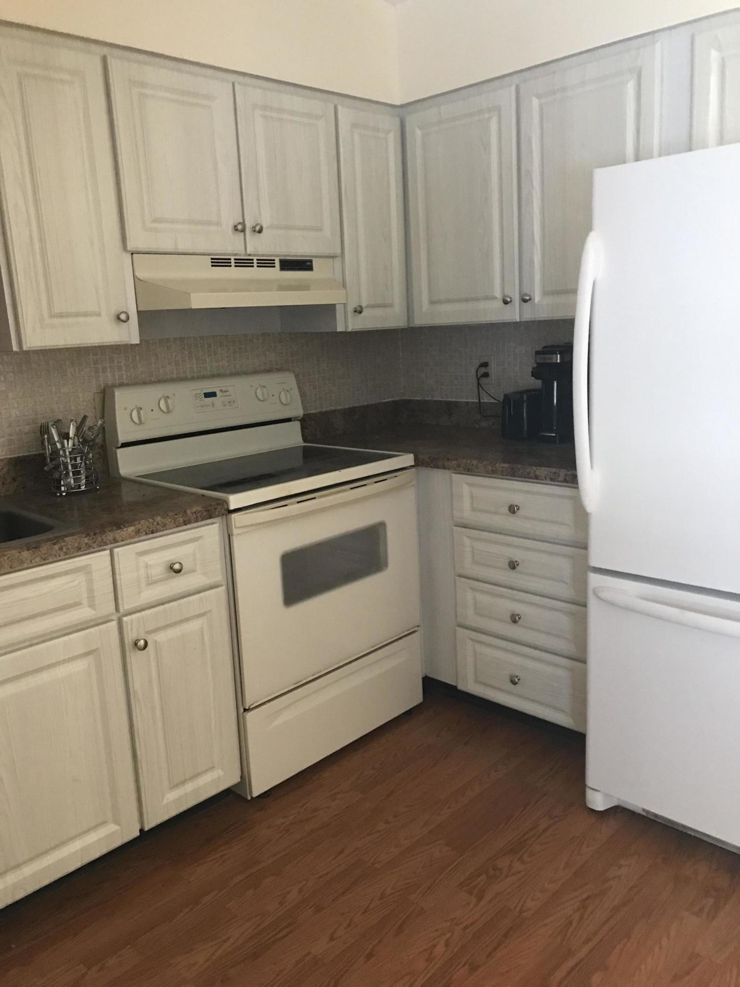 1008 Anglers Way Jupiter, FL 33458 - Photo 3 of 17 kitchen
