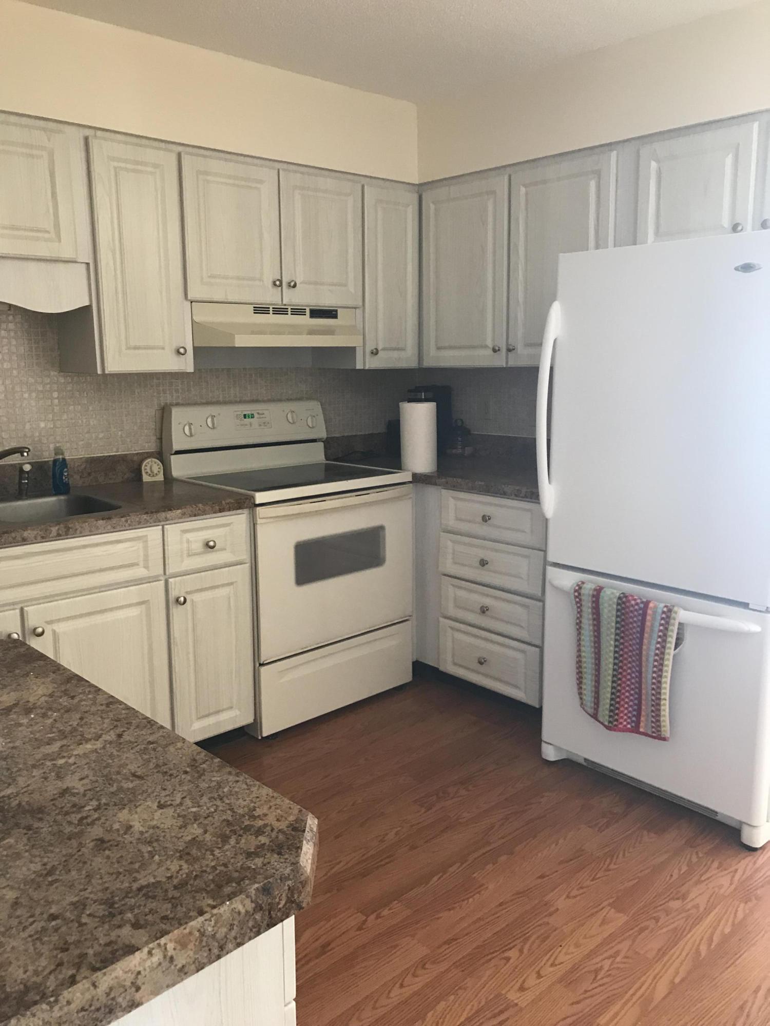 1008 Anglers Way Jupiter, FL 33458 - Photo 5 of 17 kitchen