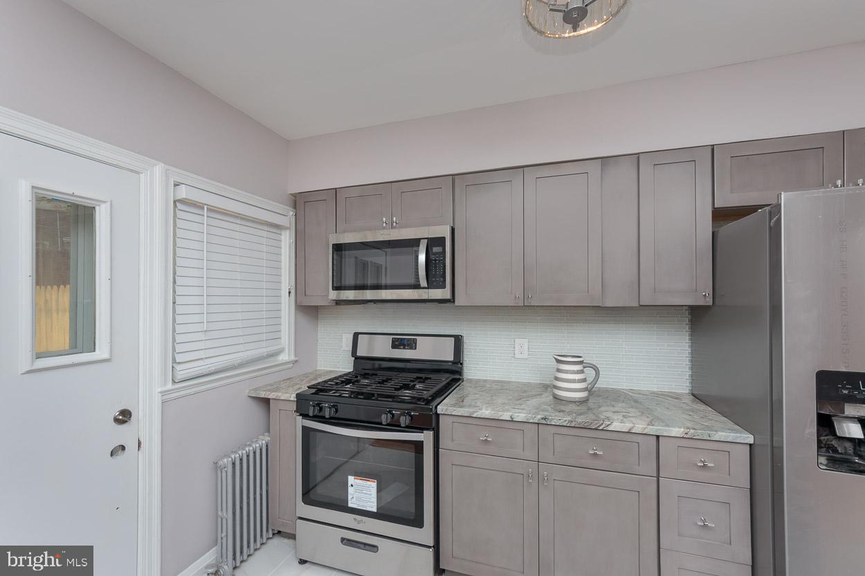958 North Hill Road Baltimore, MD 21218 - Photo 7 of 42 Gallery Image 7