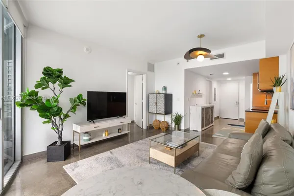 $3,500 | 465 Brickell Avenue, Unit 2604, Miami, FL 33131