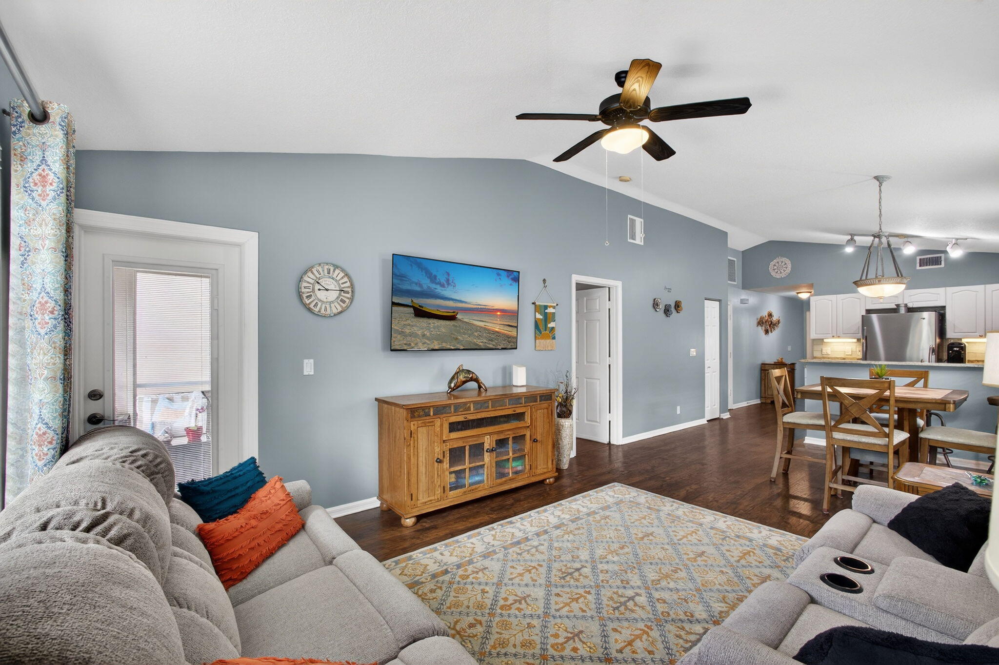 1095 Via Jardin Riviera Beach, FL 33418 - Photo 16 of 44 21-web-or-mls-5D1A5308