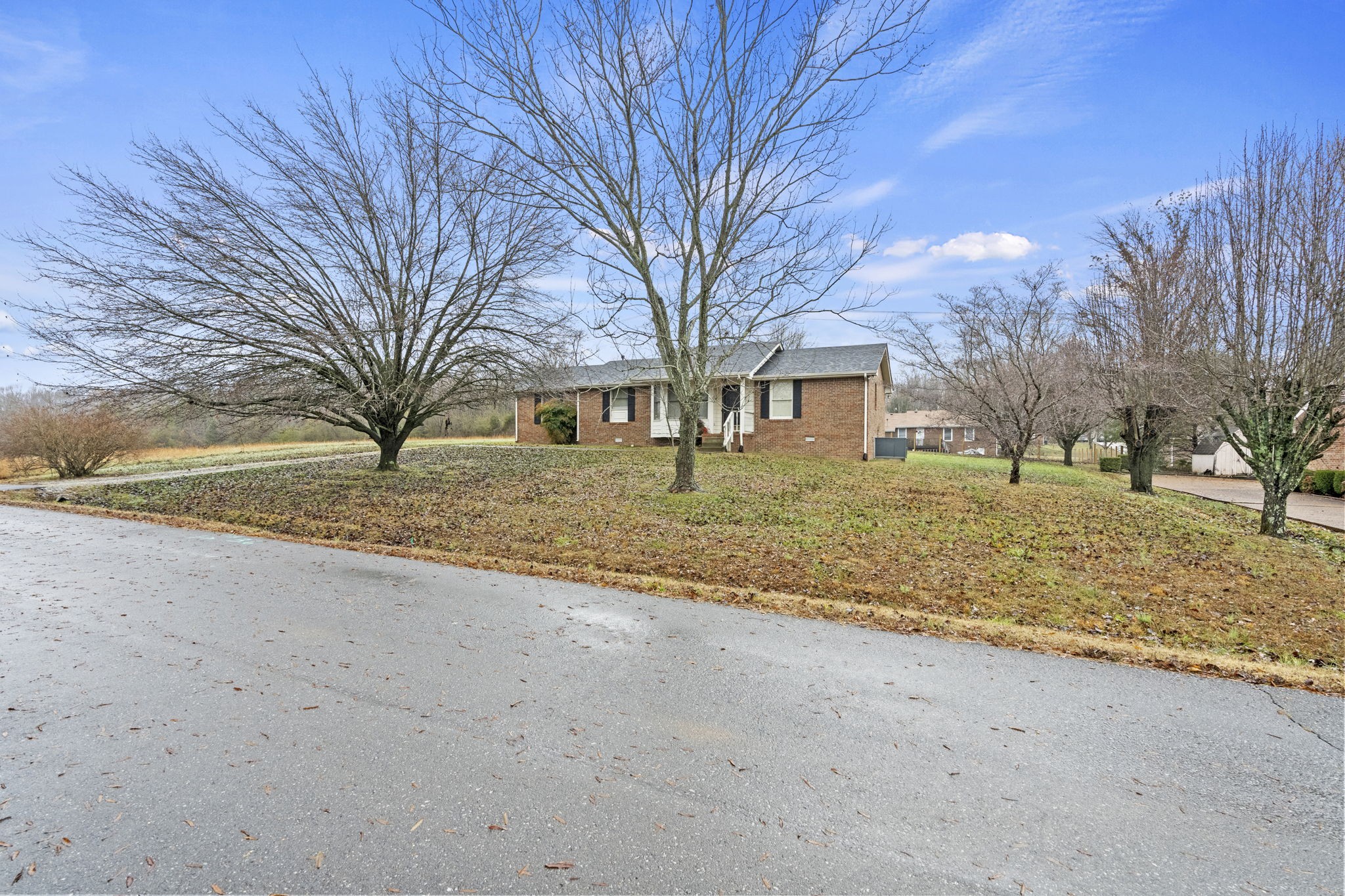 2911 Walnut Grove Road Springfield, TN 37172 - Photo 3 of 26 Gallery Image 3