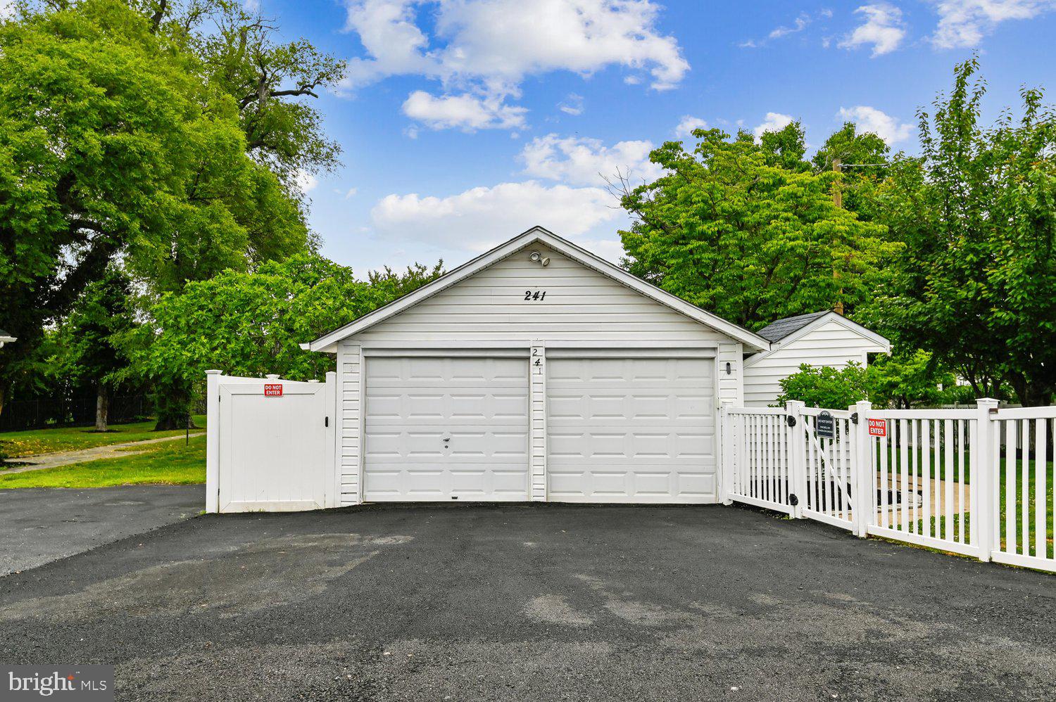 241 Edgewater Drive Edgewater, MD 21037 - Photo 49 of 51 Detached Garage
