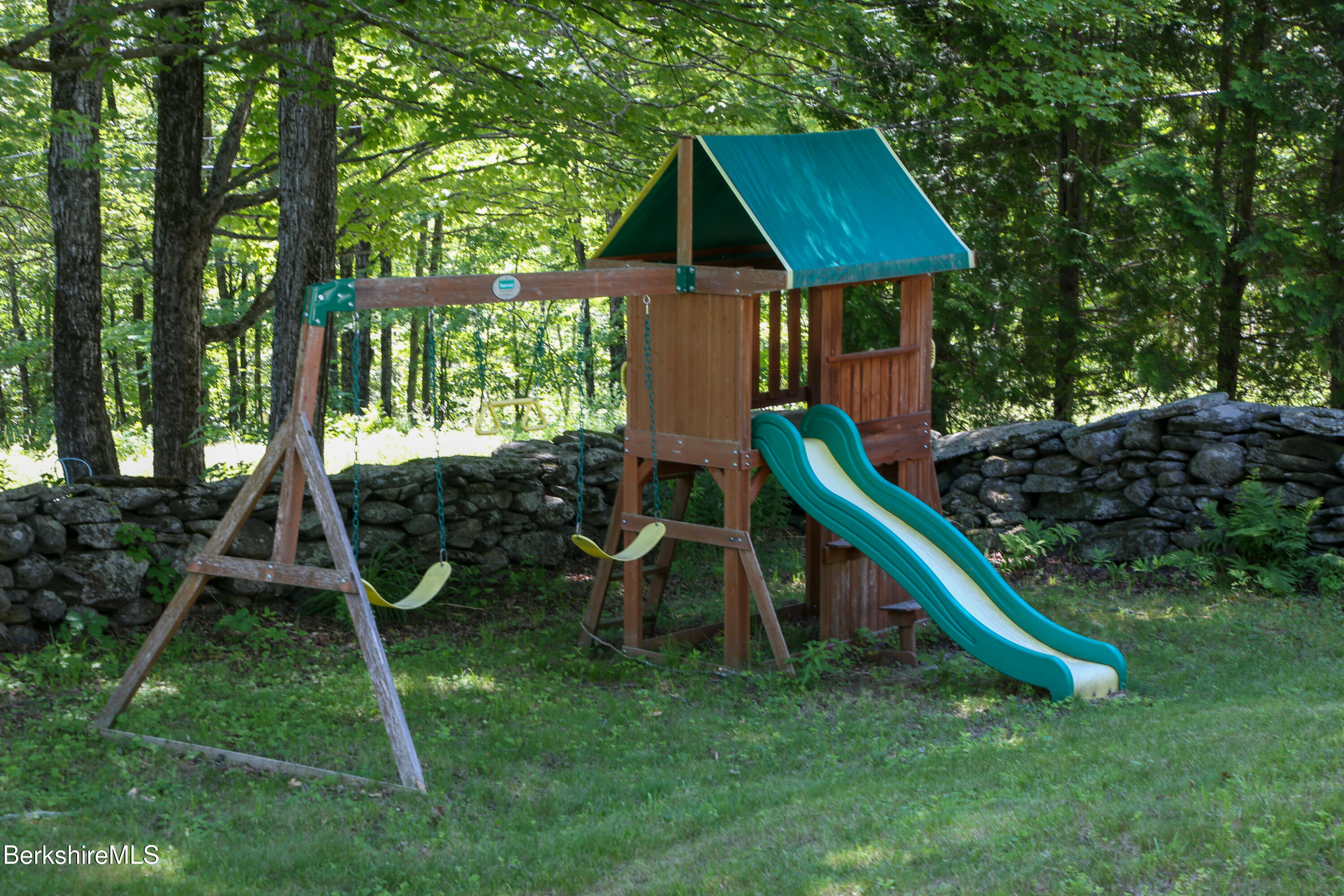 93 Colrain Stage Road Heath, MA 01346 - Photo 35 of 36 AS9A5232