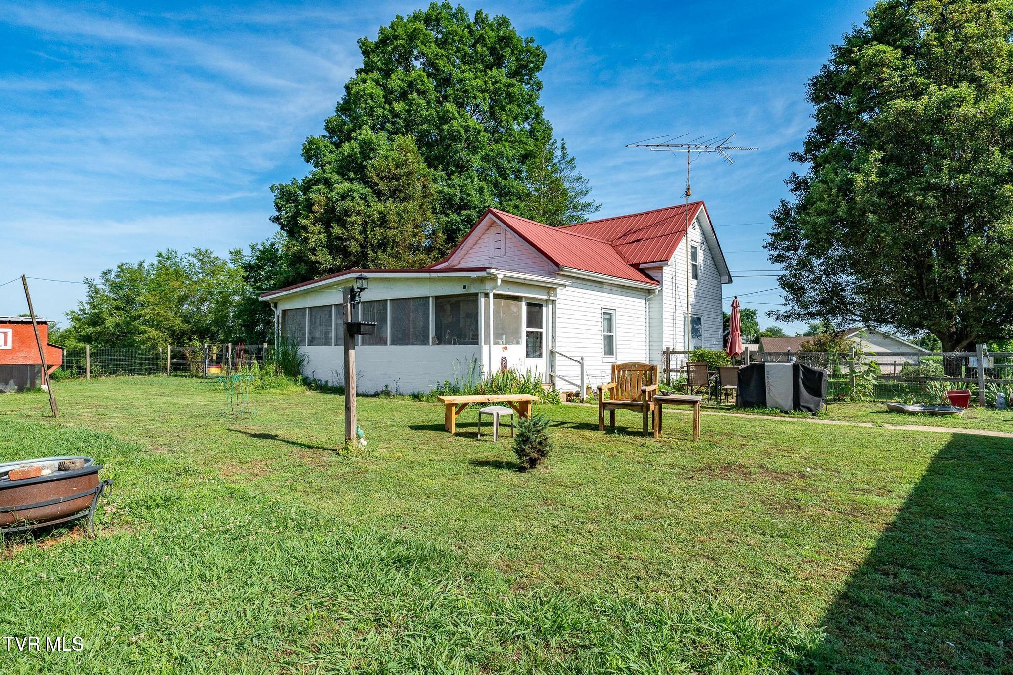 154 Stockton Road Chuckey, TN 37641 - Photo 26 of 57 154 Stockton Road (20 of 59)