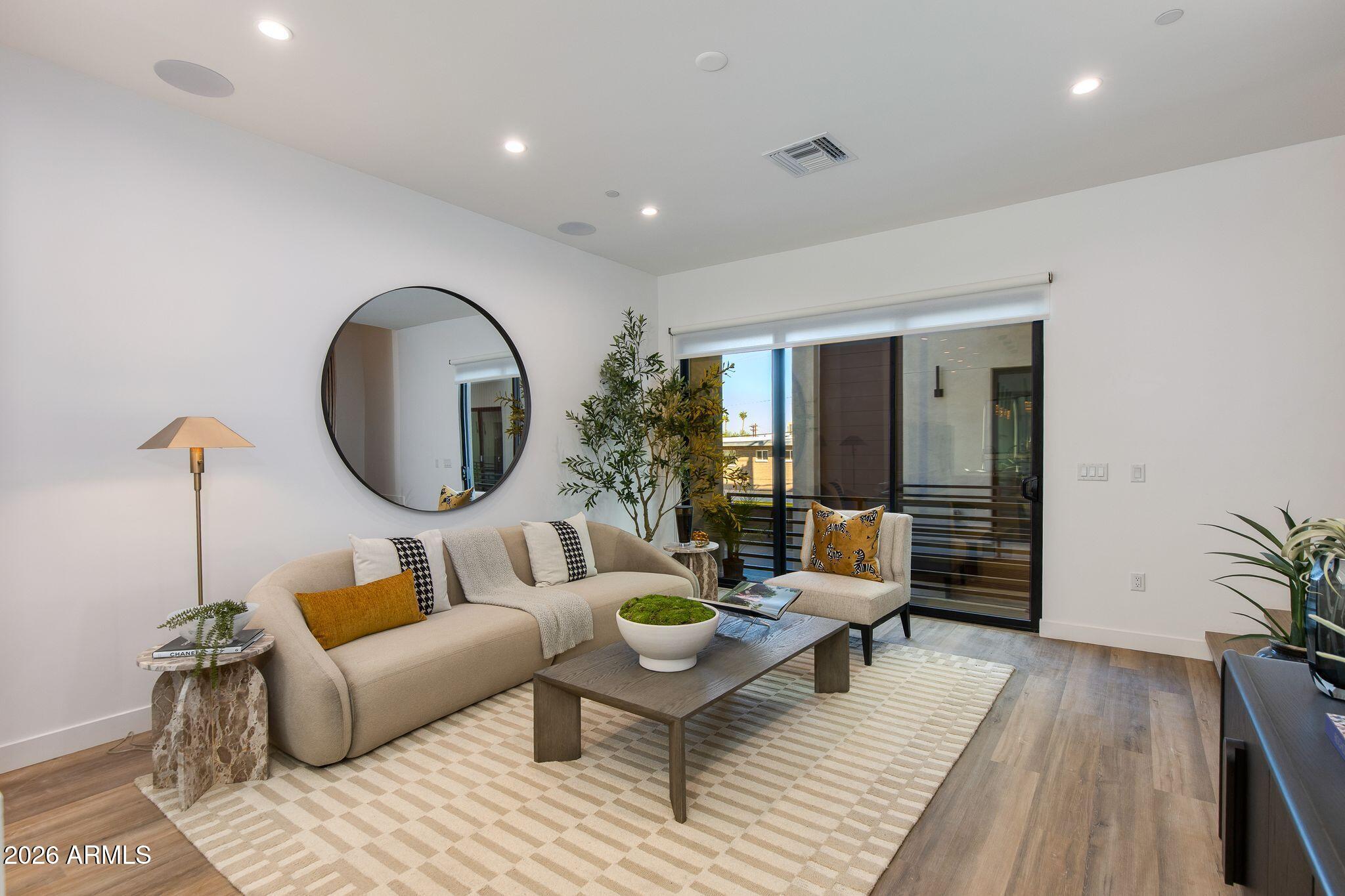 4220 North 32nd Street, Unit 3 Phoenix, AZ 85016 - Photo 8 of 62 Living Room