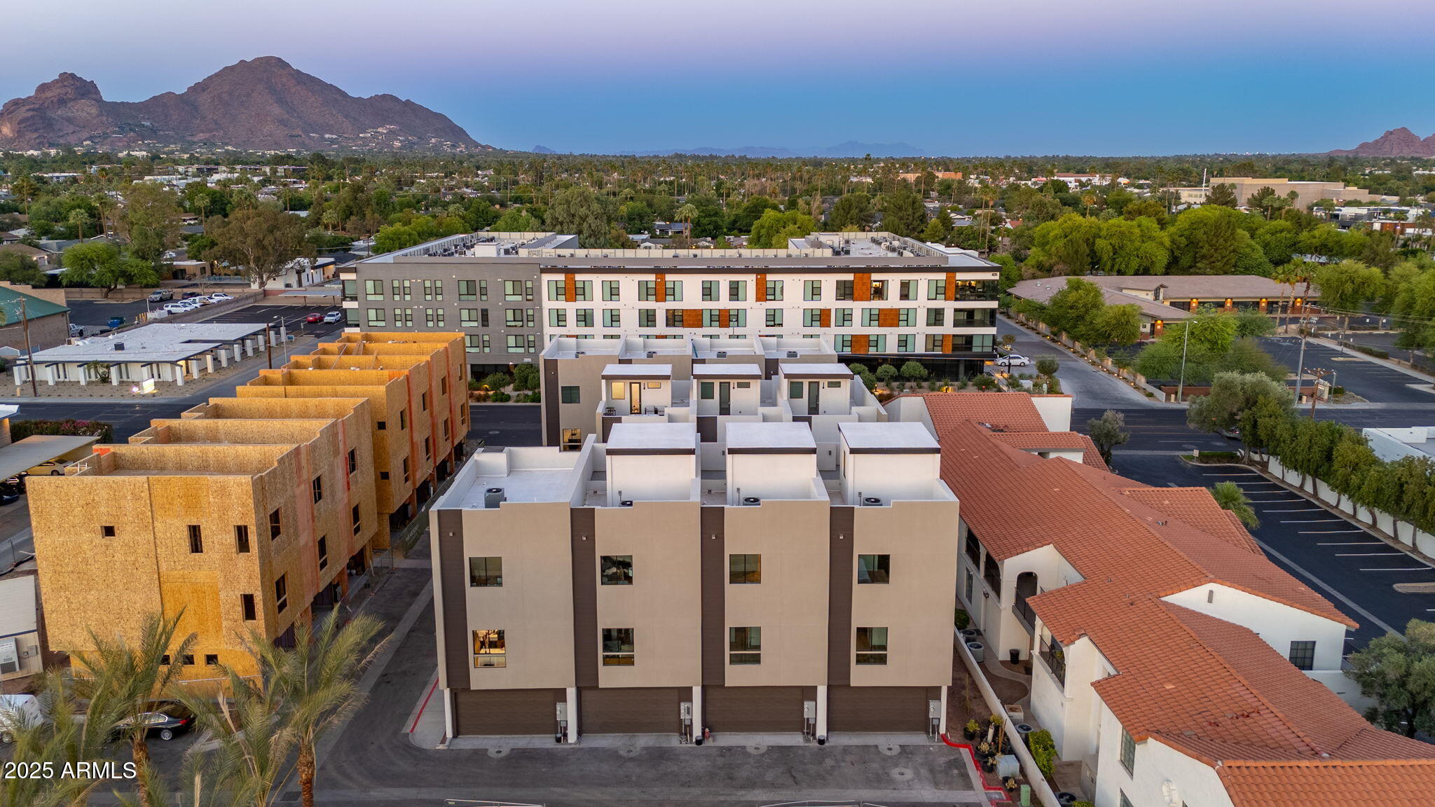 4220 North 32nd Street, Unit 3 Phoenix, AZ 85016 - Photo 30 of 38 a view of city with tall buildings