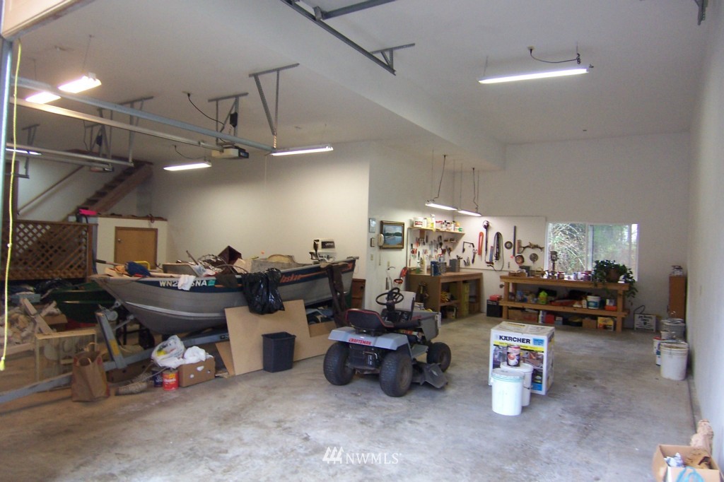 15660 Carney Lake Road Southwest Port Orchard, WA 98367 - Photo 14 of 15 Gallery Image 14
