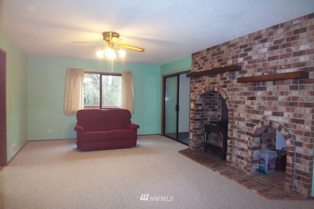 15660 Carney Lake Road Southwest Port Orchard, WA 98367 - Photo 9 of 15 Gallery Image 9