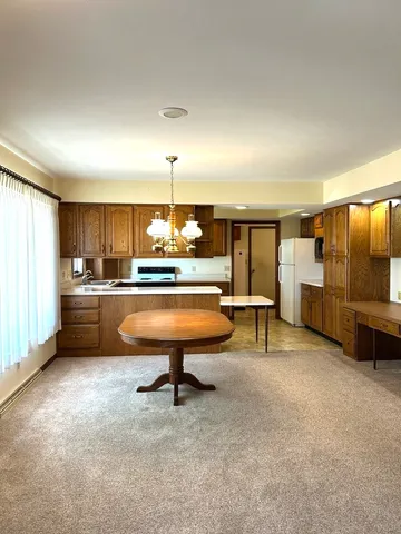 $250,000 | 70 North Main Street, La Moille, IL 61330