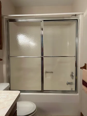 $250,000 | 70 North Main Street, La Moille, IL 61330