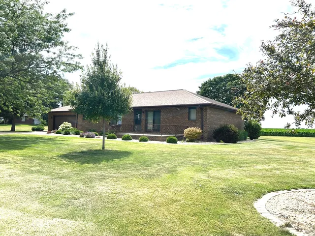 $250,000 | 70 North Main Street, La Moille, IL 61330