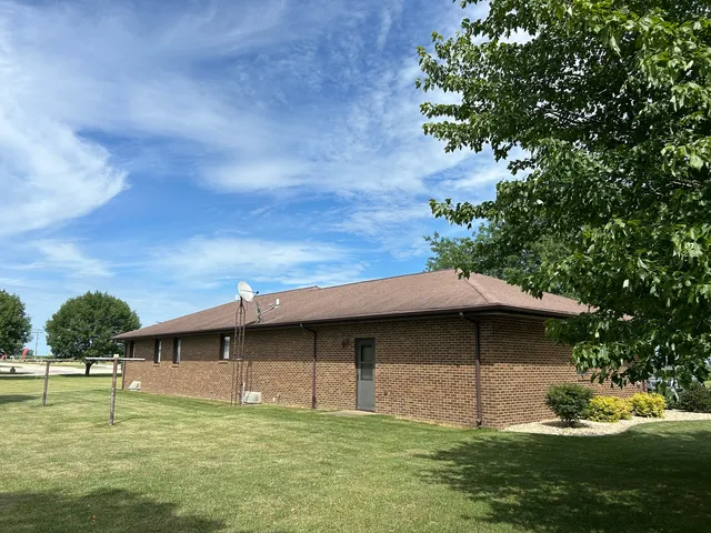 $250,000 | 70 North Main Street, La Moille, IL 61330