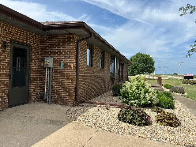 $250,000 | 70 North Main Street, La Moille, IL 61330