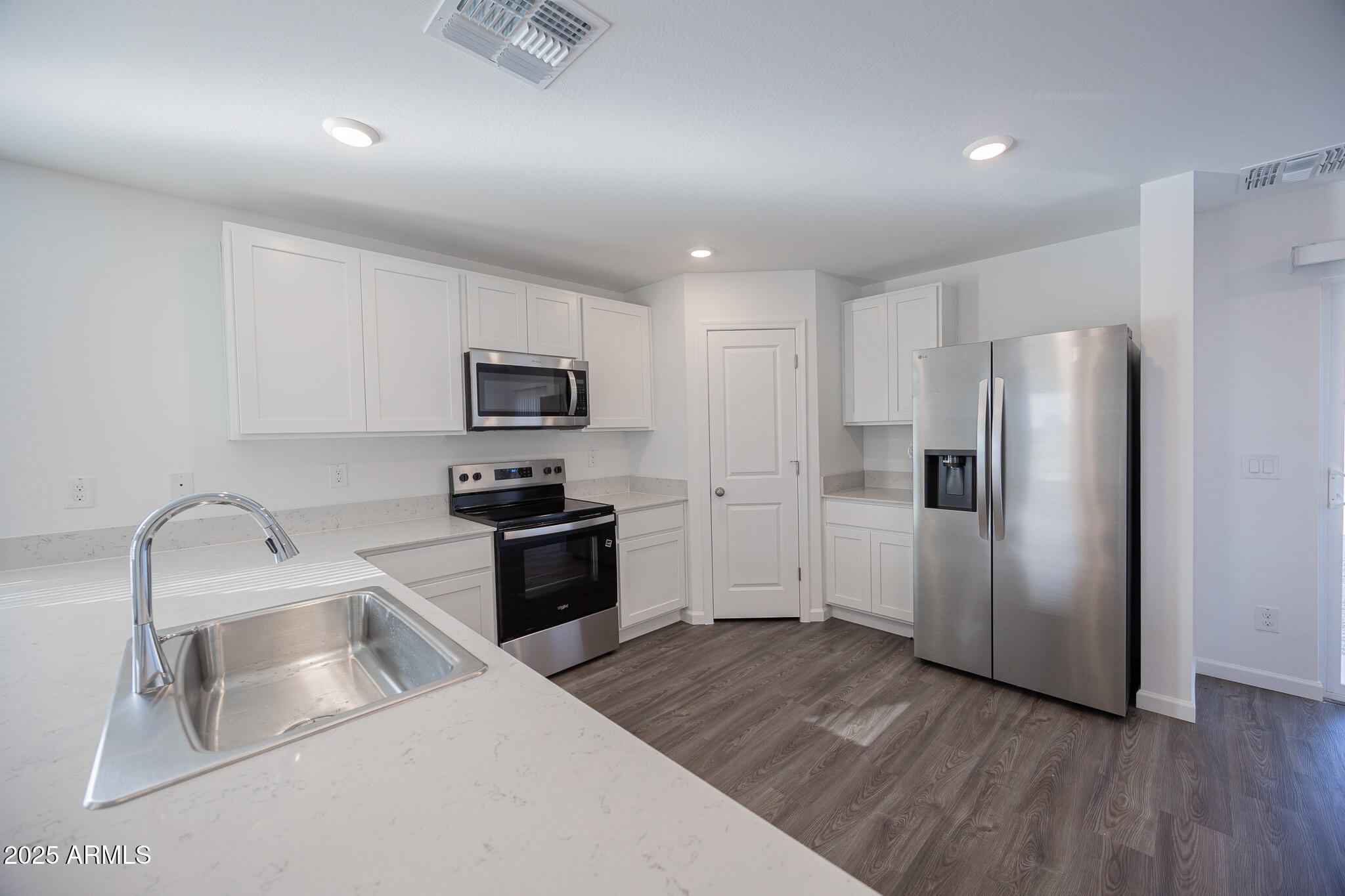 334 Paseo Xing Lane Coolidge, AZ 85128 - Photo 9 of 33 B33A7680