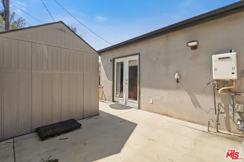 $1,699,000 | 2522 South Bundy Drive, Los Angeles, CA 90064