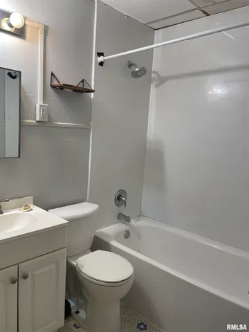 $280,000 | 1509-1511 West Main Street, Peoria, IL 61606