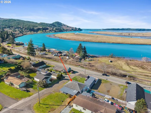 $395,000 | 67 Spruce Street, Wheeler, OR 97147