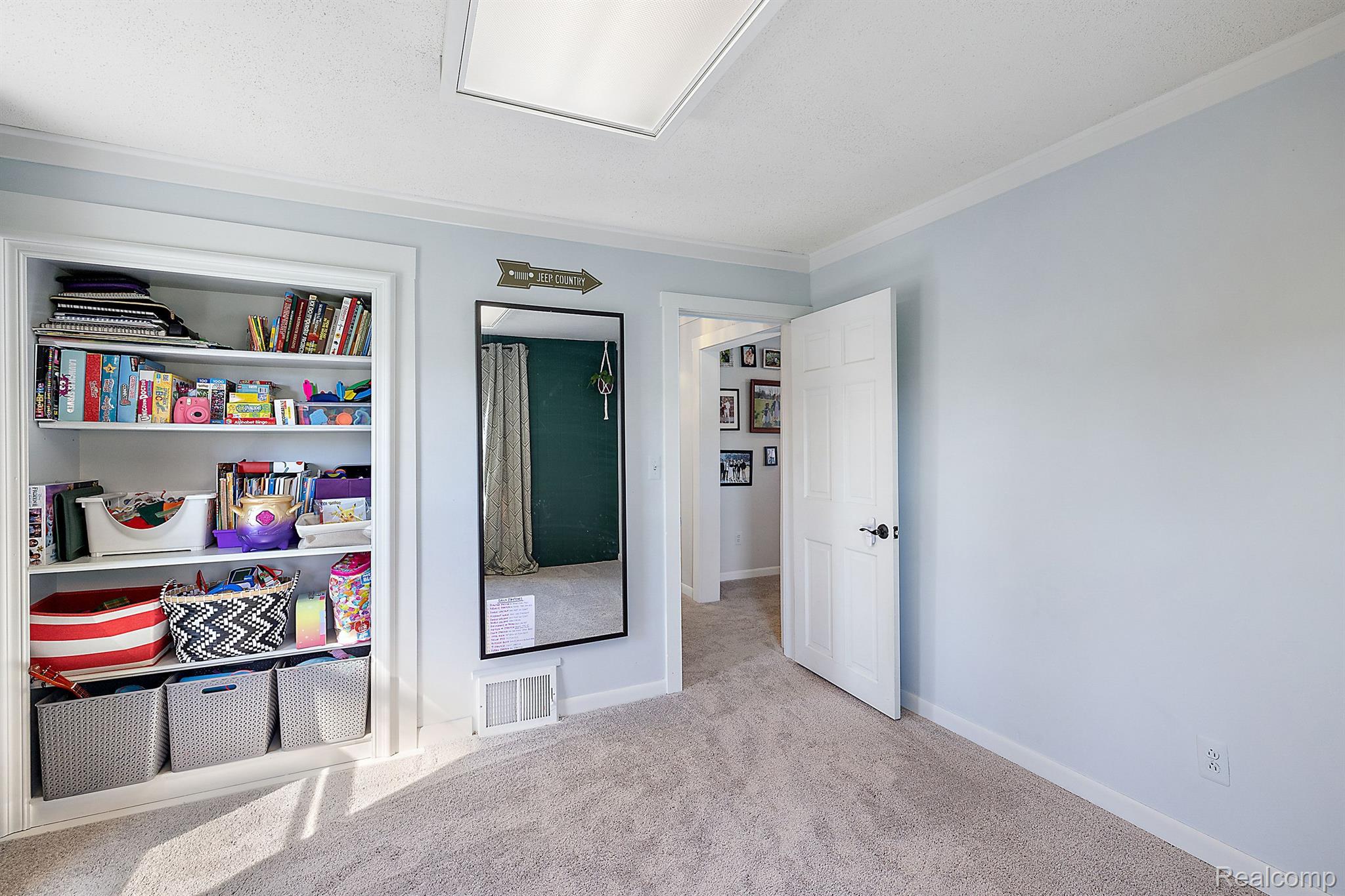 3536 Gregory Road Lake Orion, MI 48359 - Photo 16 of 34 Gallery Image 16