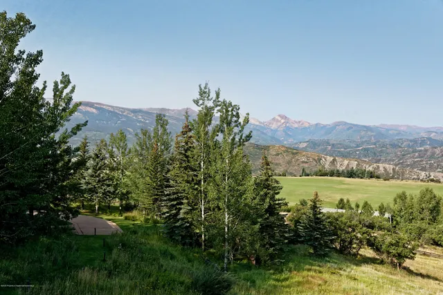 a utility room with sink dryer and washer