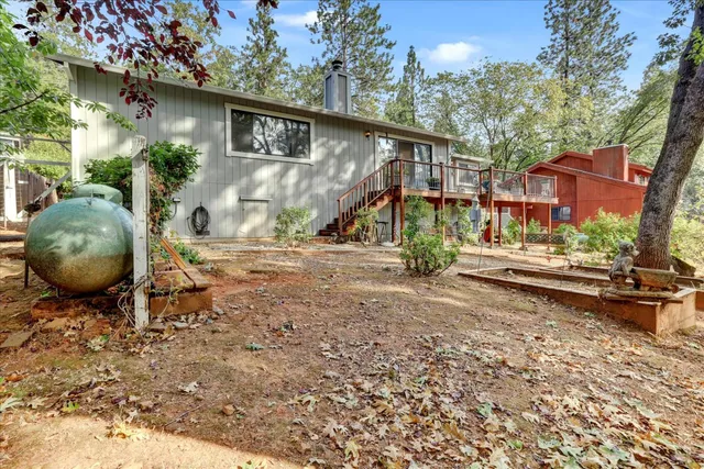 a house view with a outdoor space